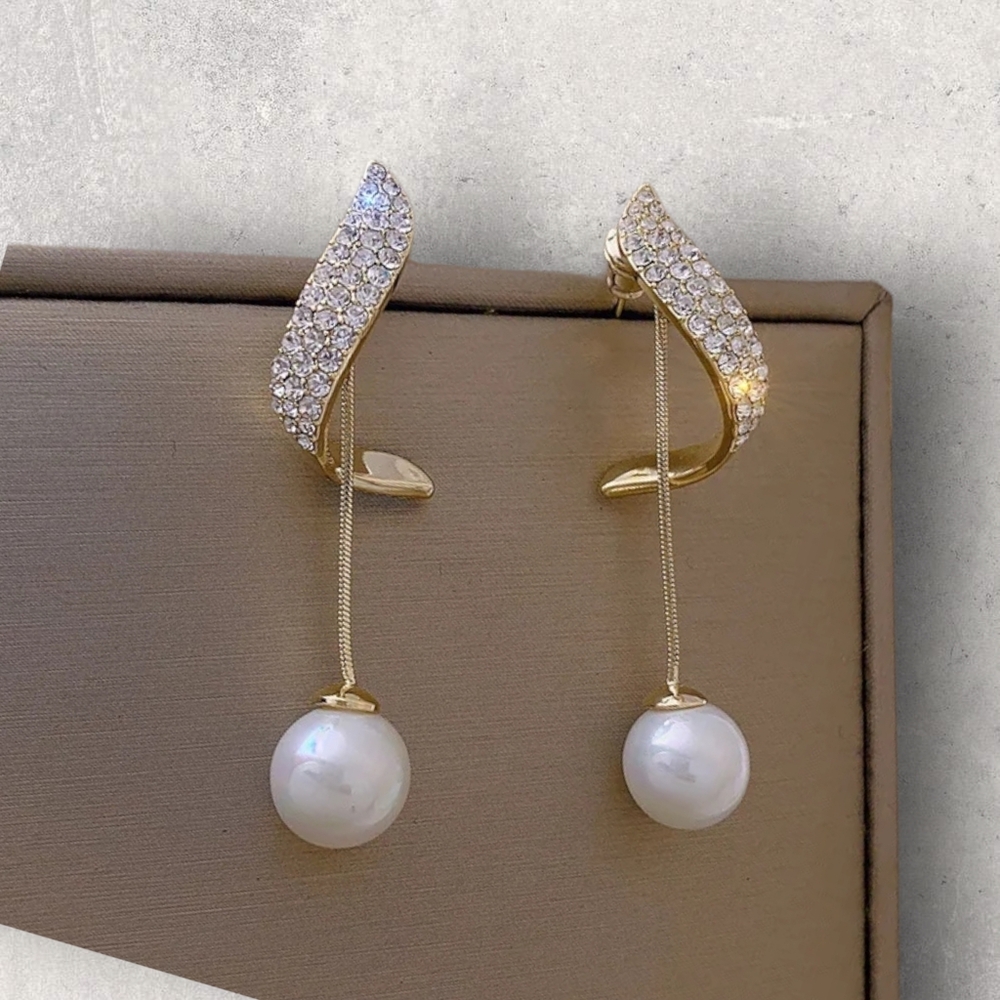 Gold & Pearl Tassel Earrings